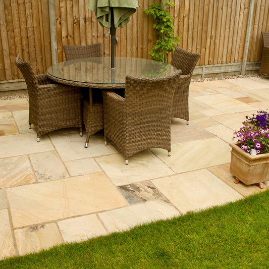 Mint Fossil Indian Sandstone Paving (900x600mm, 18.8m² Single Size Pack 22mm Calibrated)