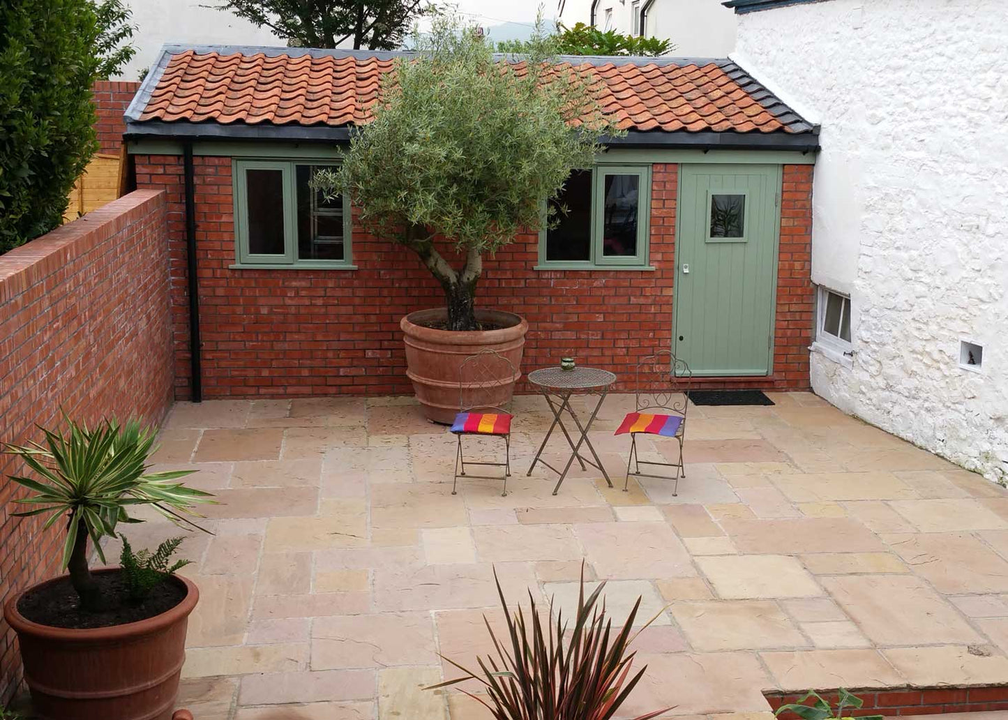 Cotswold Yellow Indian Sandstone Paving