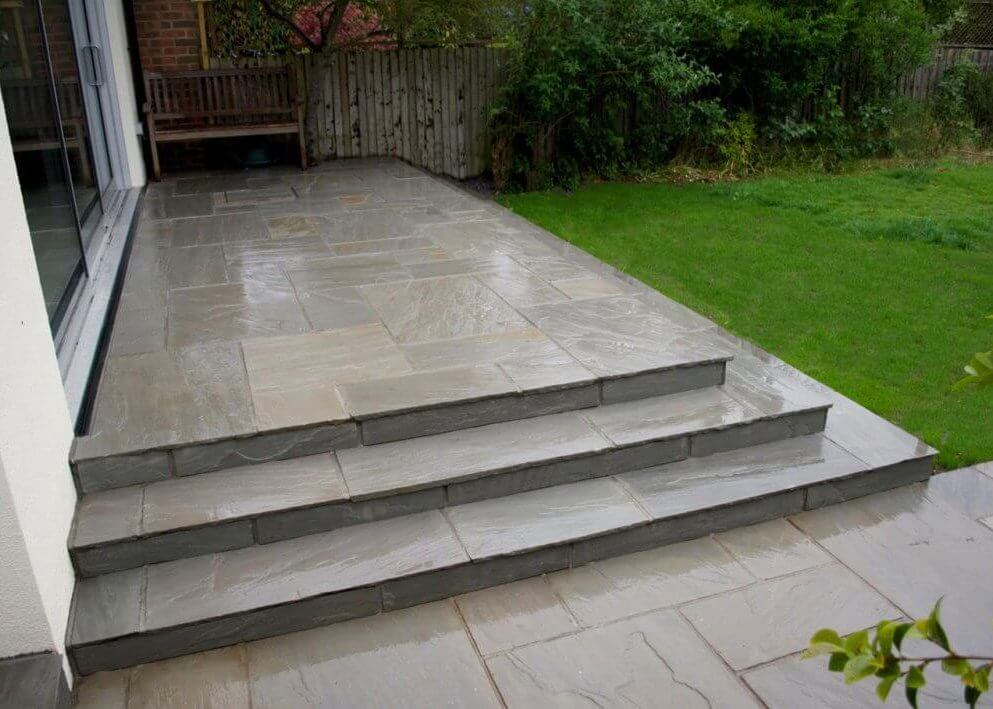 Kandla Grey Indian Sandstone Paving (Mixed Size Patio Pack 18mm Calibrated 21.5m²)
