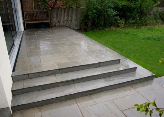 Kandla Grey Indian Sandstone Paving (Mixed Size Patio Pack 22mm Calibrated 18.9m²)