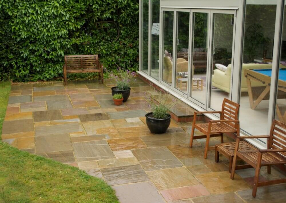 Raj Green Indian Sandstone Paving (Mixed Size Patio Pack 22mm Calibrated Sawn Edge 18.9m²)