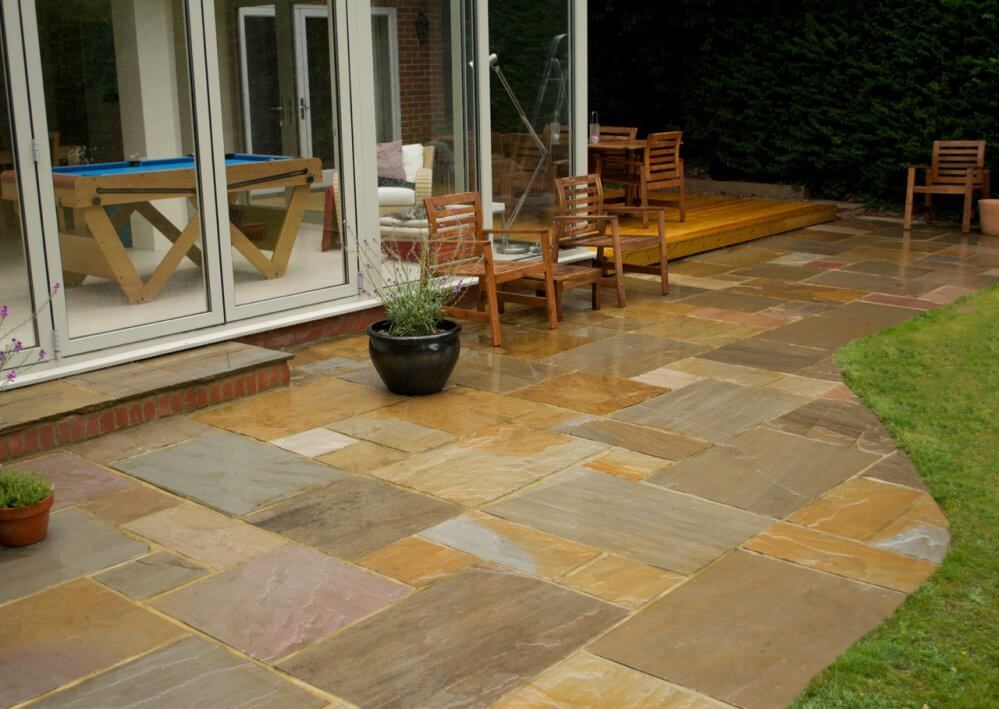 Raj Green Indian Sandstone Paving (Mixed Size Patio Pack 18mm Calibrated, 22.3m²)