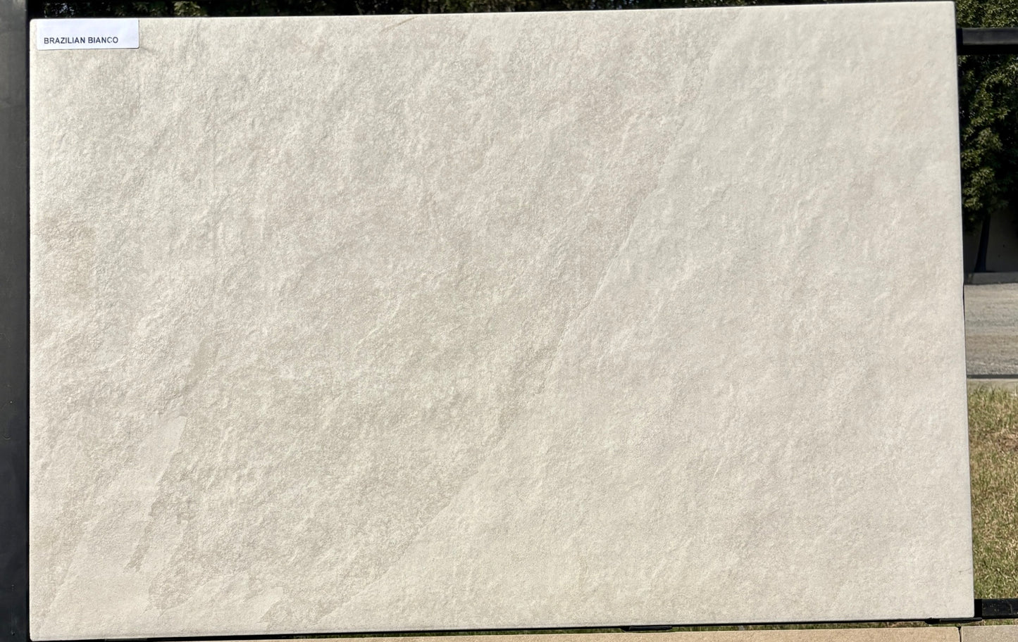 Indian Porcelain - Brazilian Bianco