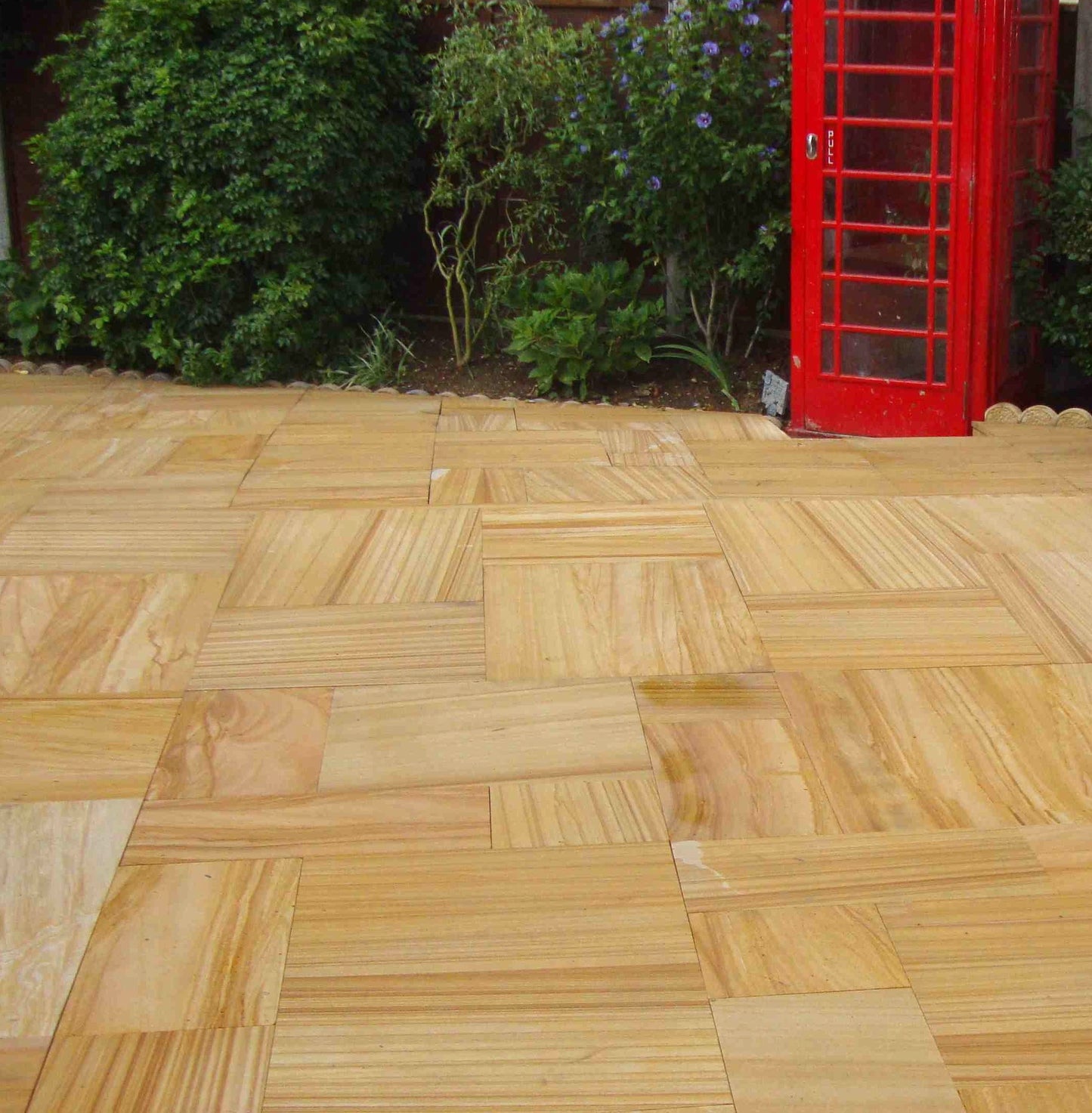 Sawn Teak Smooth Indian Sandstone Paving