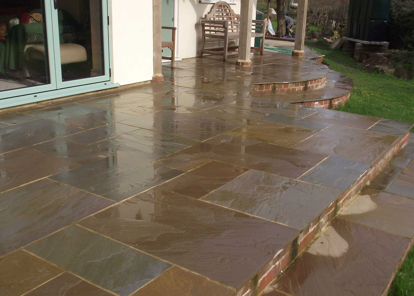 Raj Green Indian Sandstone Paving (900x600mm Pack 22mm Calibrated Antique Tumbled 18.6m²)