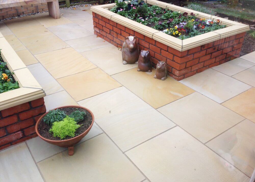 Sawn Yellow Mint Smooth Indian Sandstone Paving 22mm